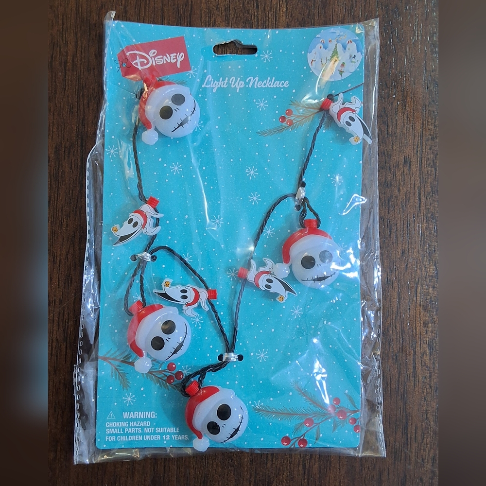 Disney The Nightmare Before Christmas Light Up Christmas Necklace, NEW